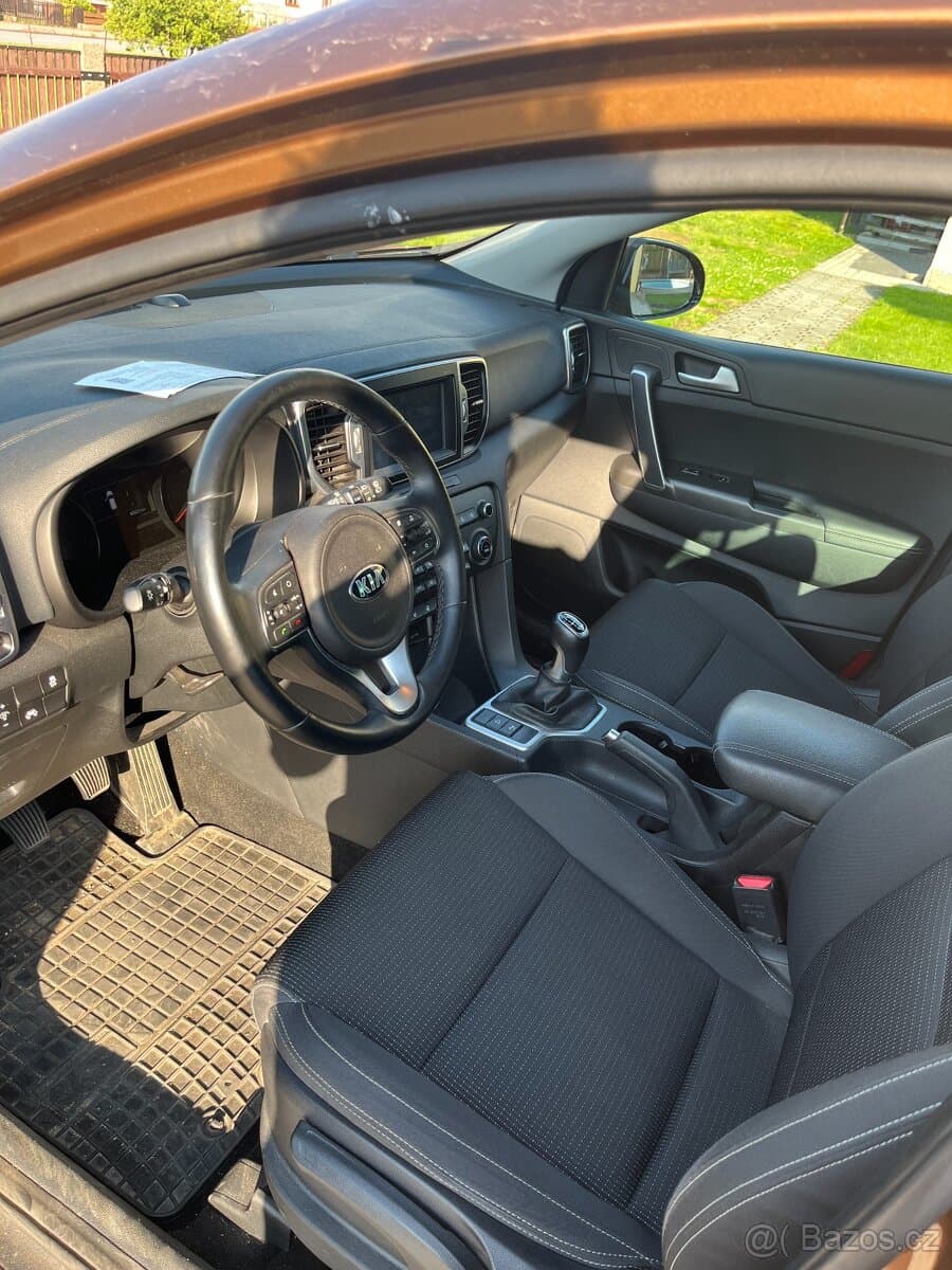 2017 Kia SPORTAGE - 6
