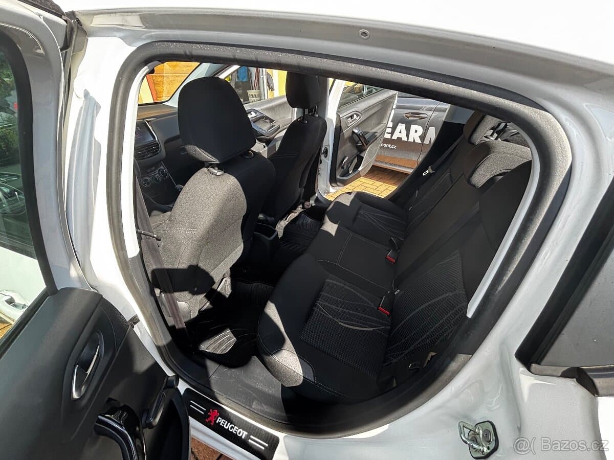 2014 Peugeot 208 - 6