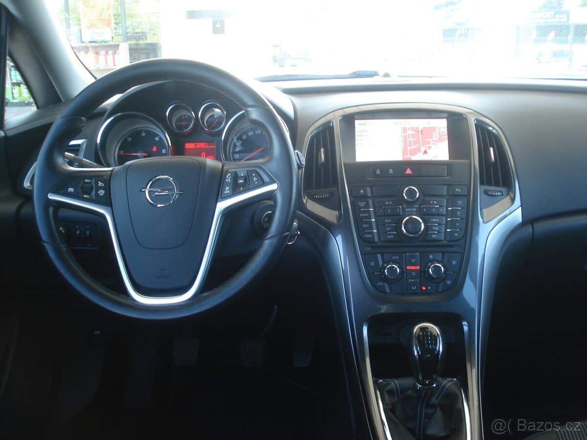 2013 Opel ASTRA - 6