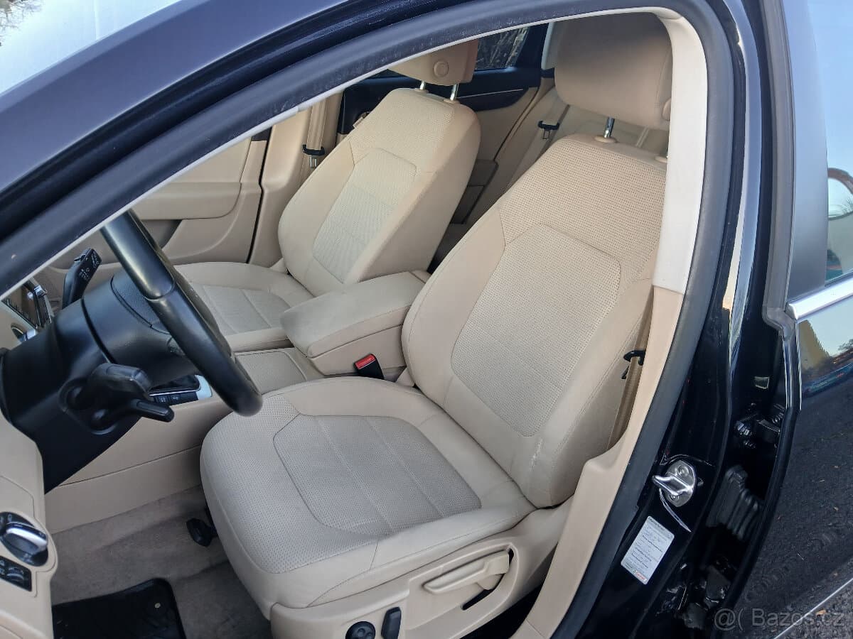2013 Volkswagen PASSAT - 6