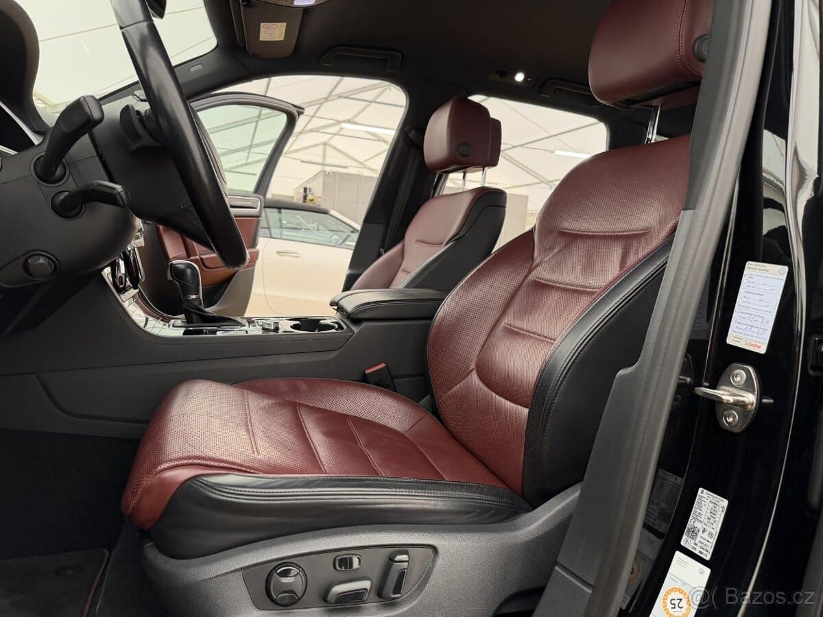 2017 Volkswagen TOUAREG - 6