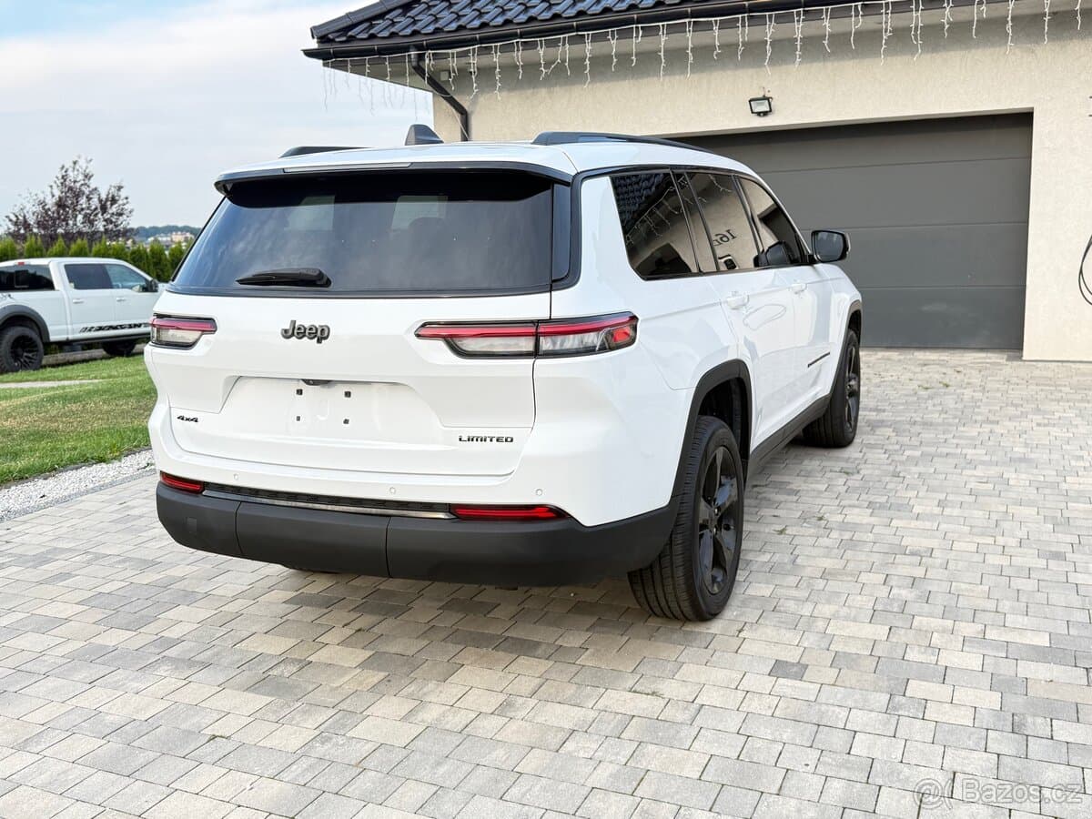 2024 Jeep CHEROKEE - 6