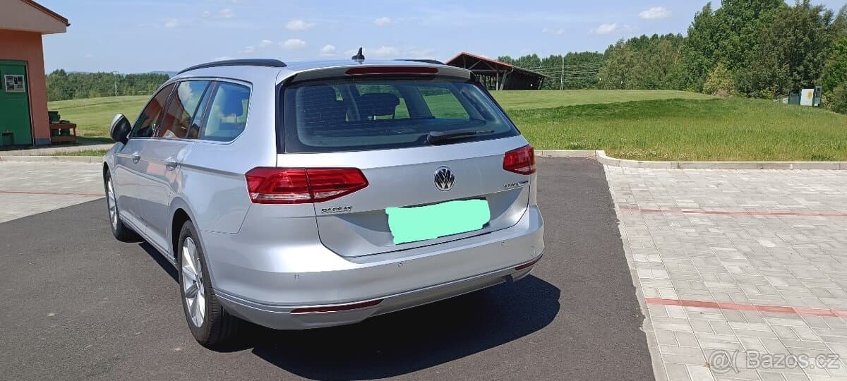 2016 Volkswagen PASSAT - 6