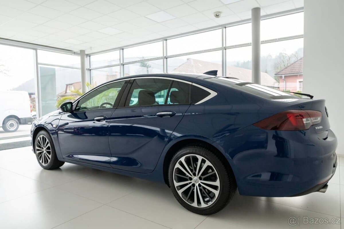 2018 Opel INSIGNIA - 6