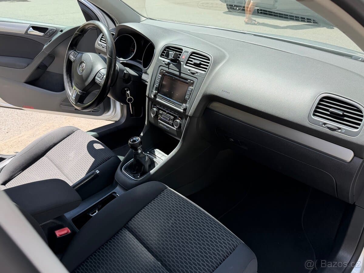 2011 Volkswagen GOLF - 6