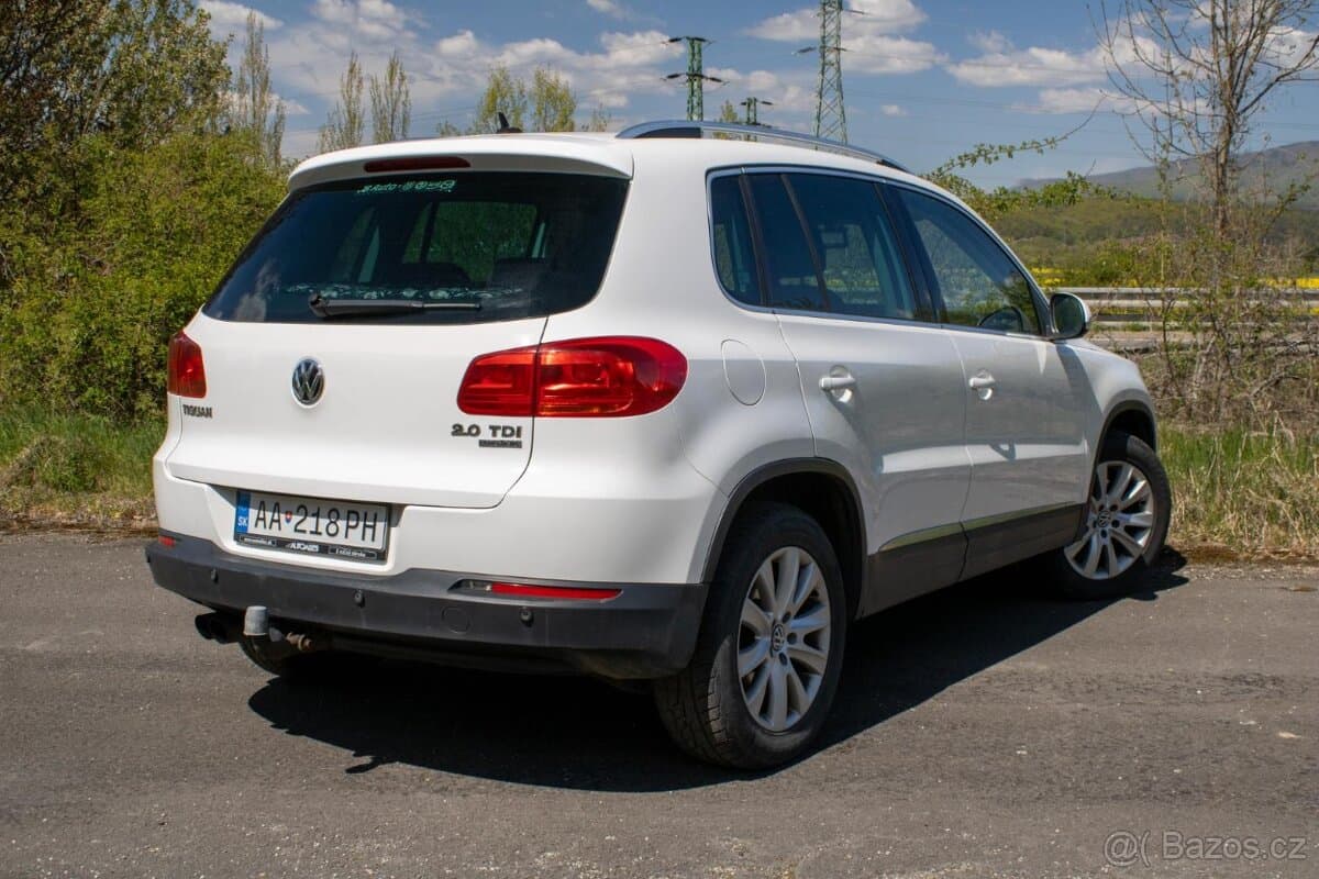 2012 Volkswagen TIGUAN - 6
