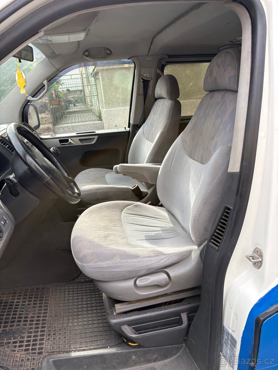 2009 Volkswagen CARAVELLE - 6