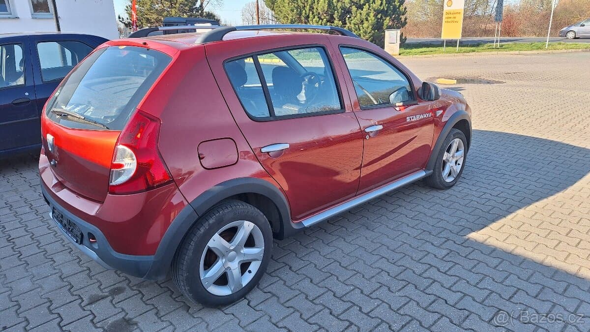 2010 Dacia SANDERO - 6