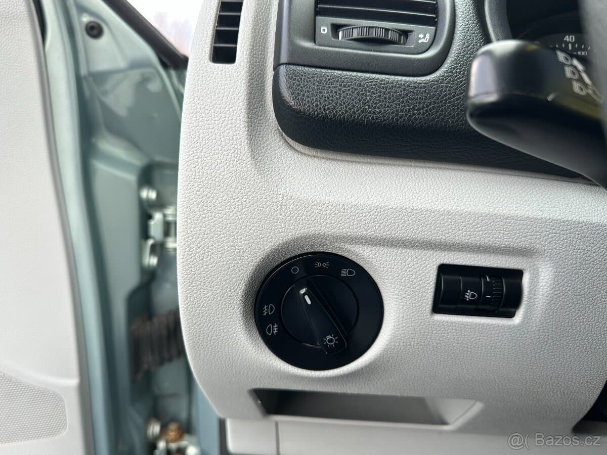 2011 Škoda FABIA - 6