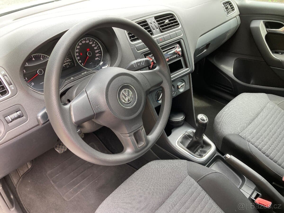 2012 Volkswagen POLO - 6