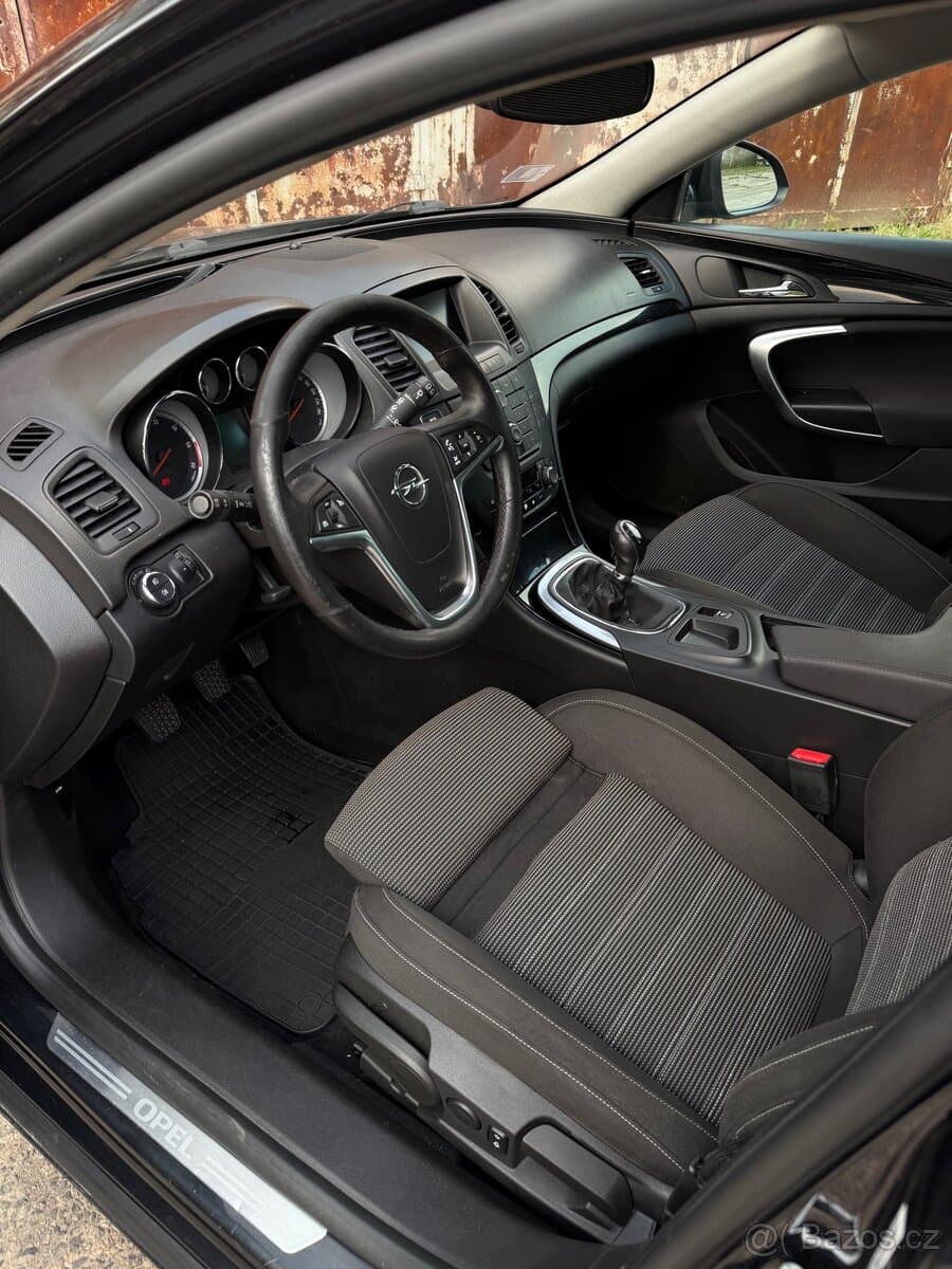 2011 Opel INSIGNIA - 6