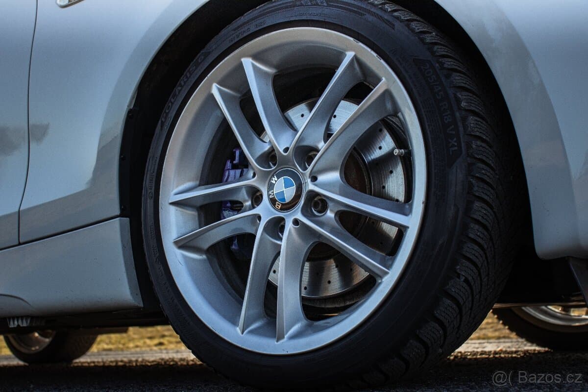 2009 BMW 1-SERIES - 6