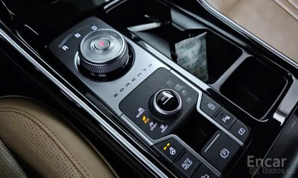 2024 Kia SORENTO - 6