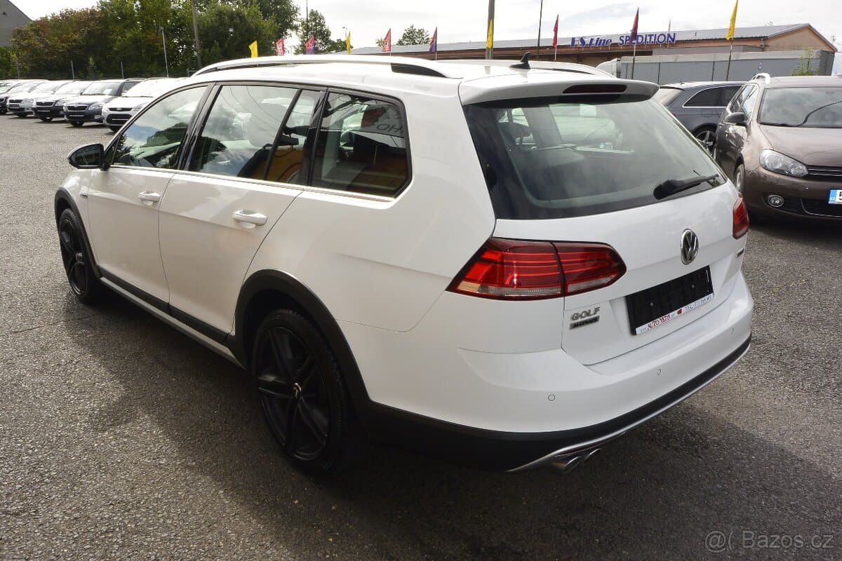 2020 Volkswagen GOLF - 6