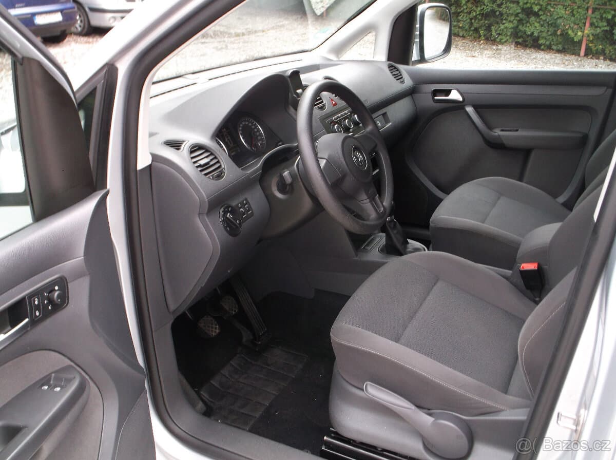 2011 Volkswagen CADDY - 6