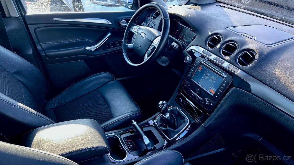2013 Ford S-MAX - 6