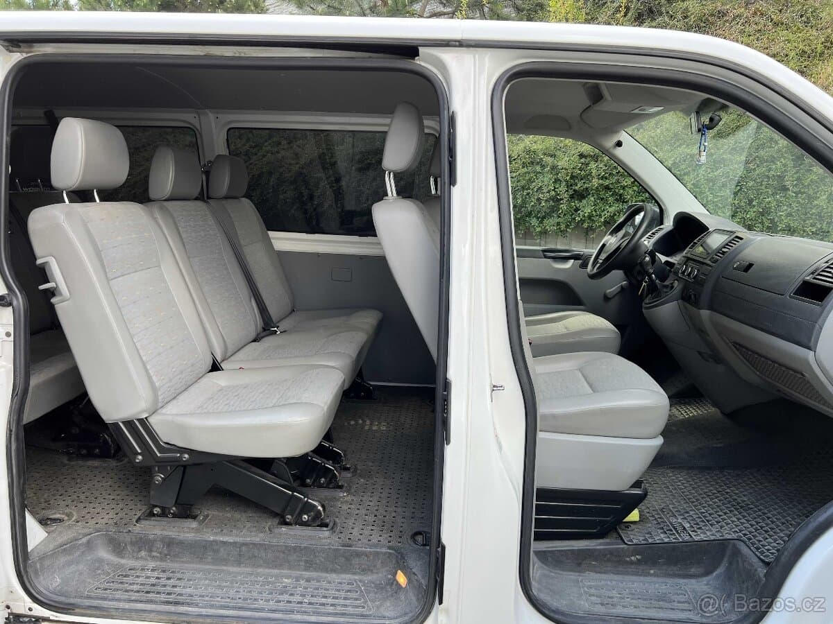 2011 Volkswagen TRANSPORTER - 6