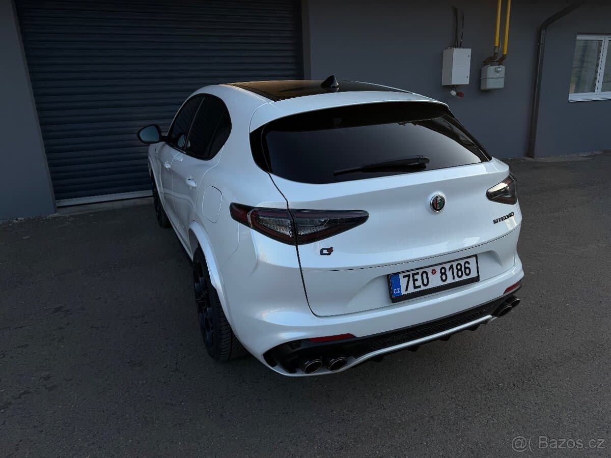 2020 Alfa Romeo STELVIO - 6