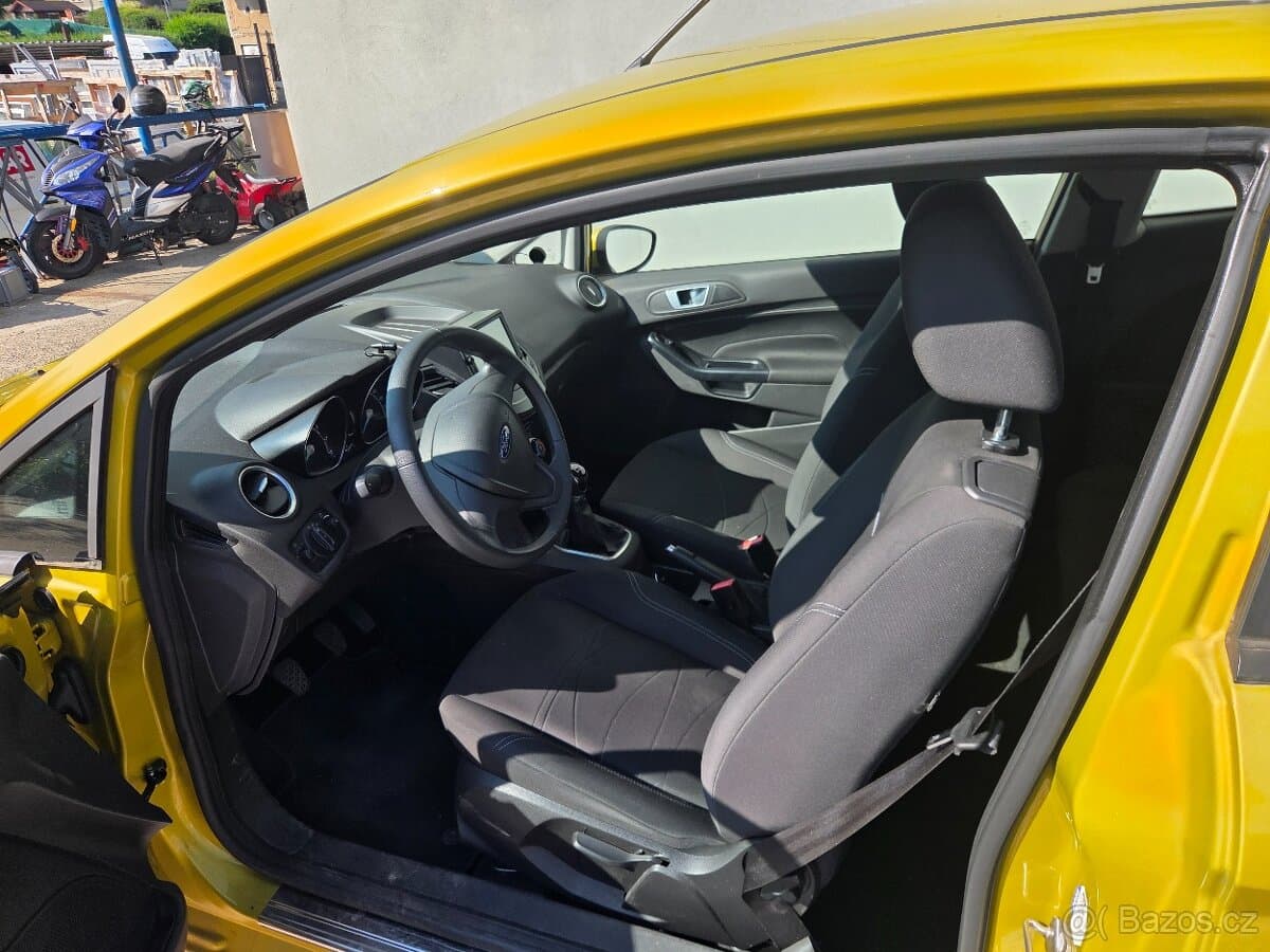 2015 Ford FIESTA - 6