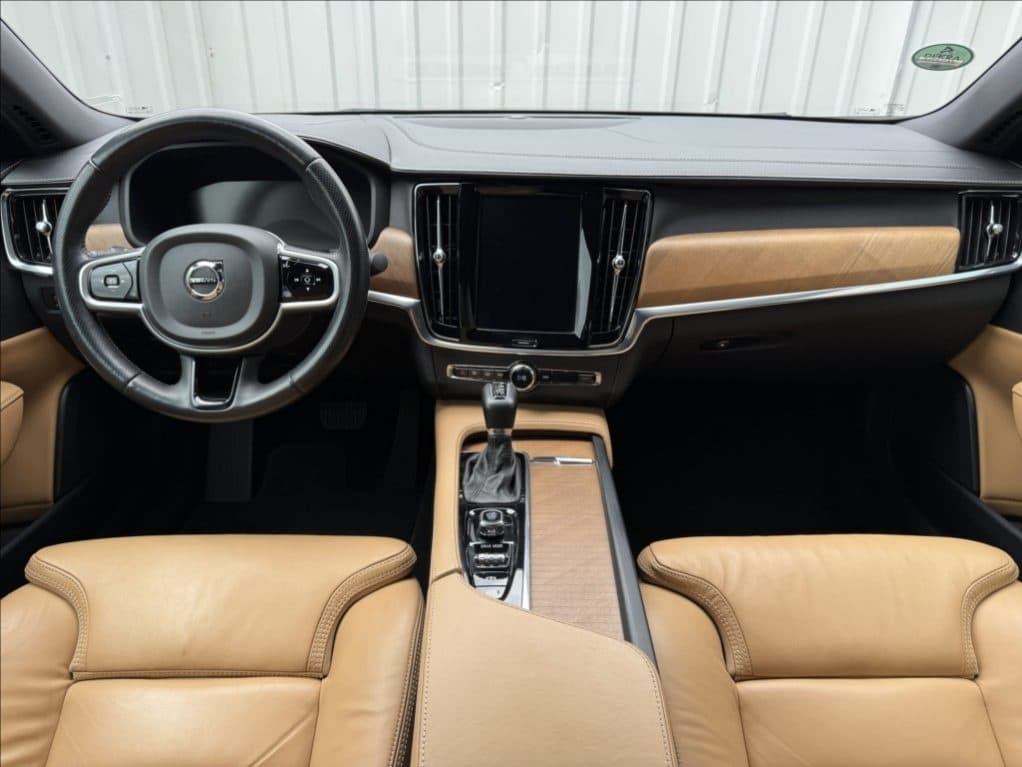 2018 Volvo S90 - 6