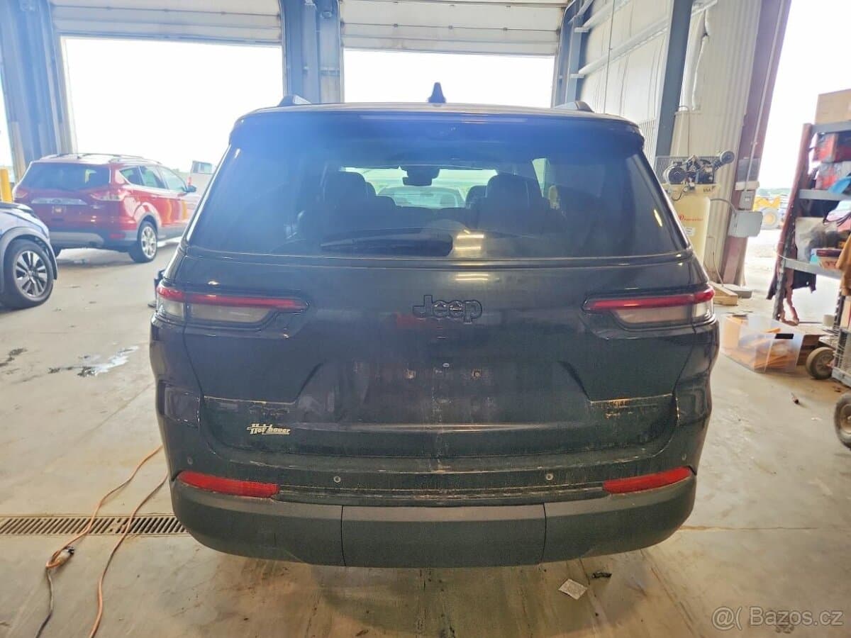 2023 Jeep CHEROKEE - 6