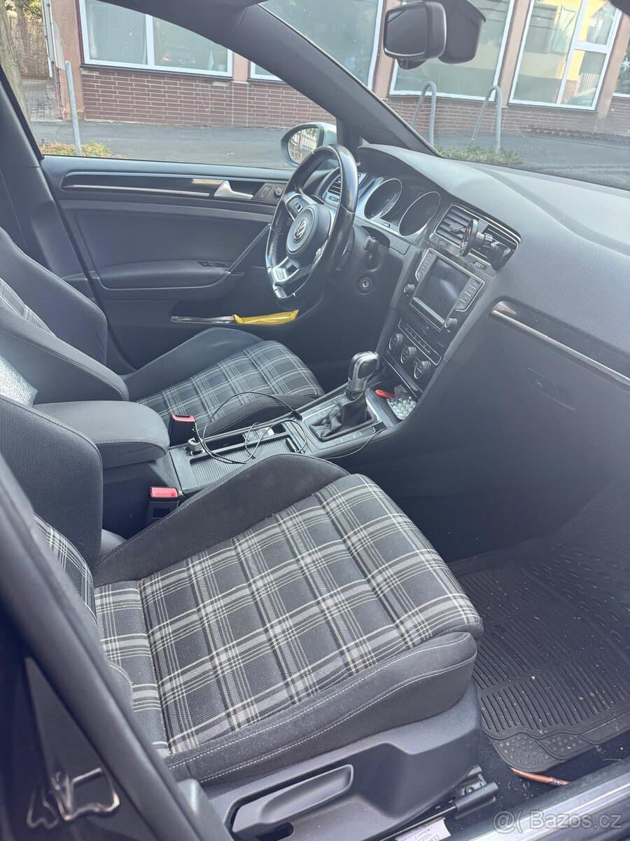 2015 Volkswagen GOLF - 6