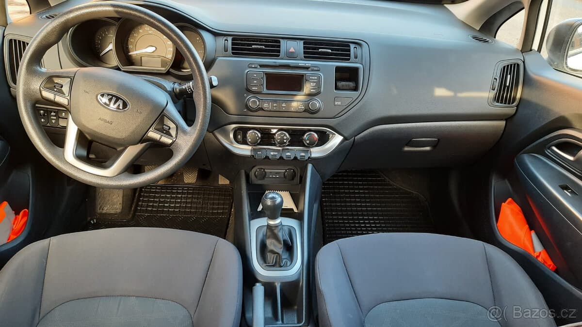 2013 Kia RIO - 6