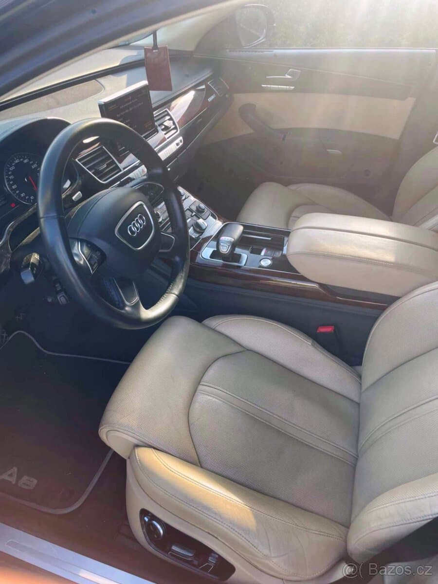 2012 Audi A8 - 6