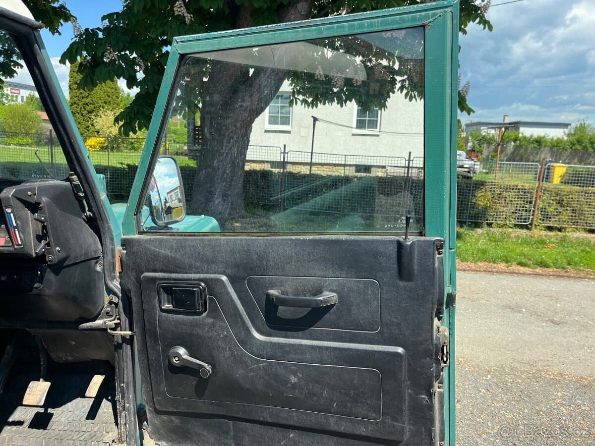 1986 Land Rover DEFENDER - 6