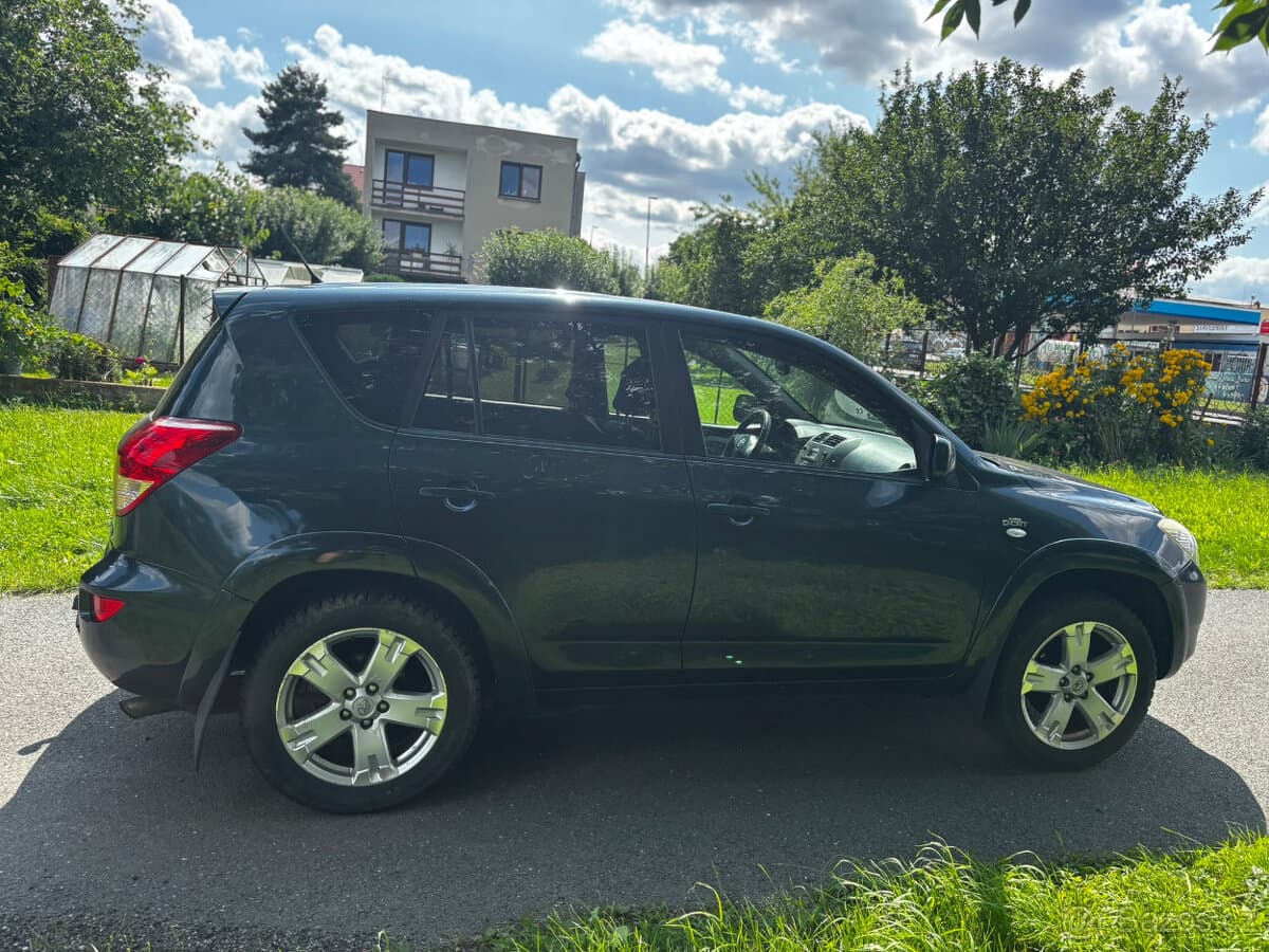 2006 Toyota RAV4 - 6