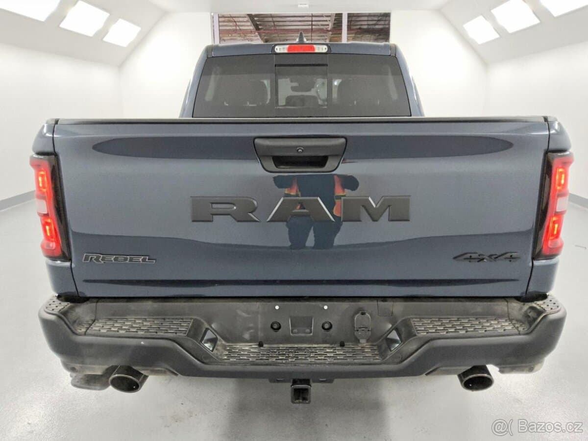 2026 RAM 1500 - 6