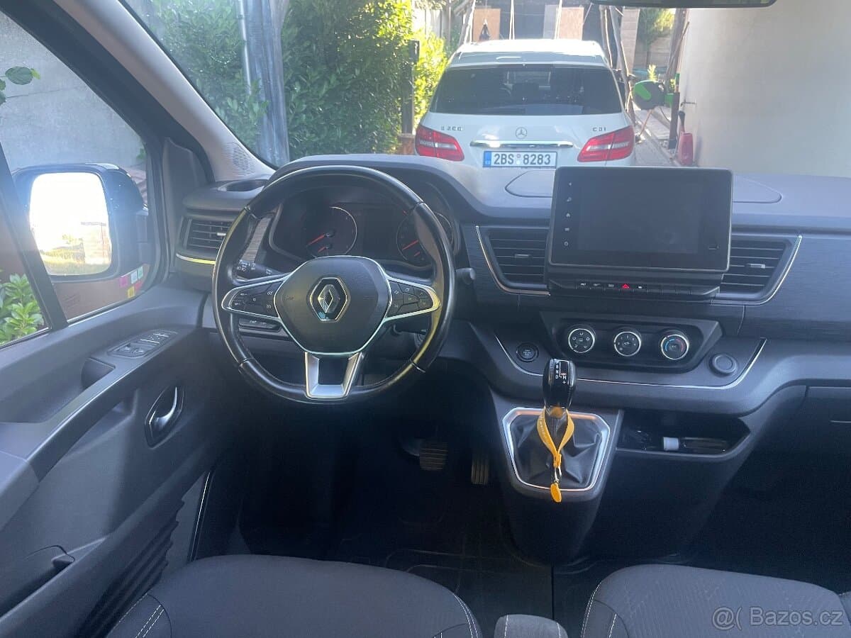 2022 Renault TRAFIC - 6