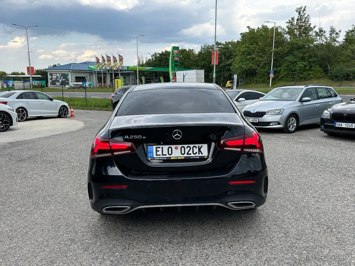 2021 Mercedes-Benz OSTATNÍ - 6