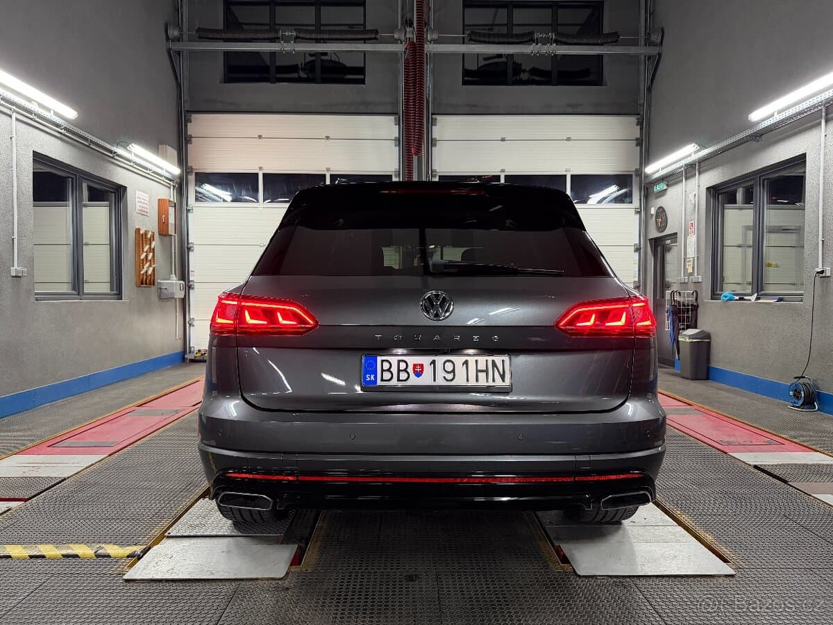 2019 Volkswagen TOUAREG - 6