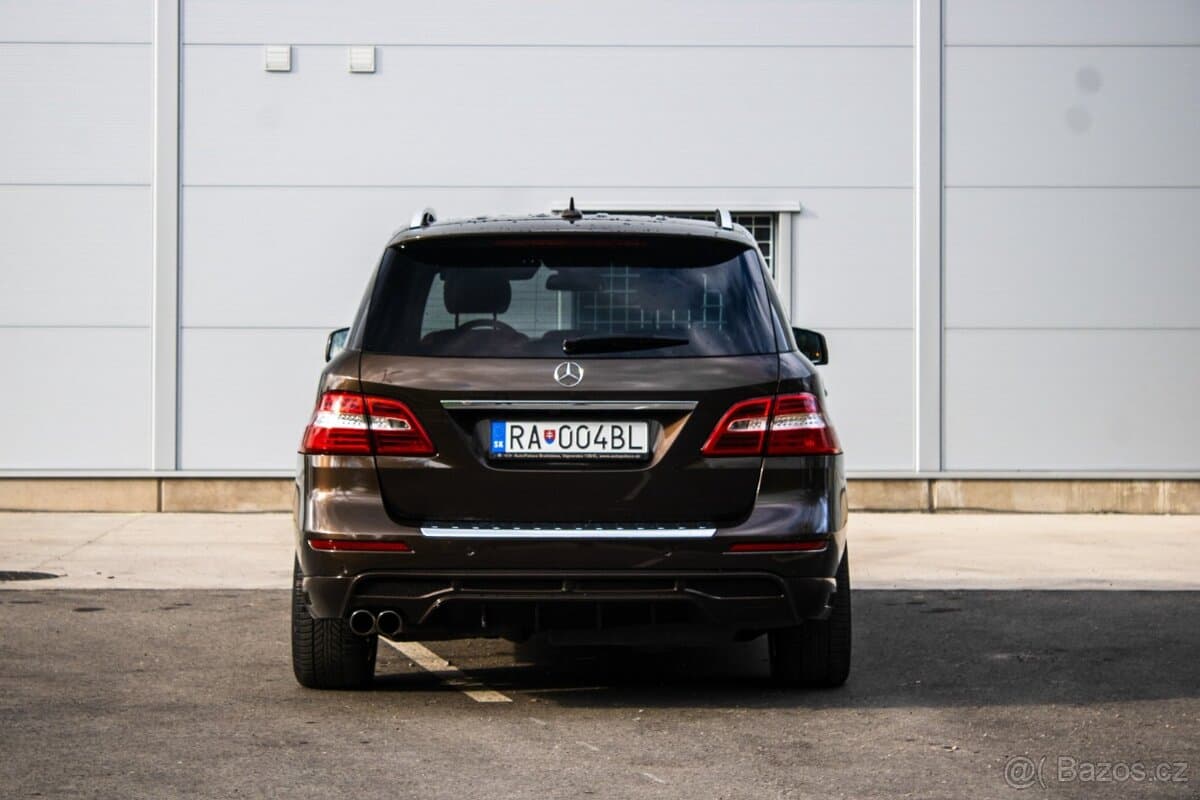 2012 Mercedes-Benz M-CLASS - 6