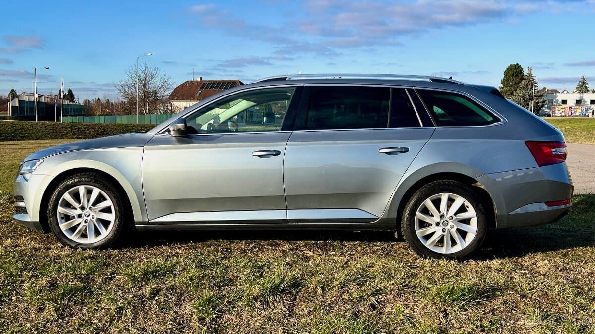 2020 Škoda SUPERB - 6
