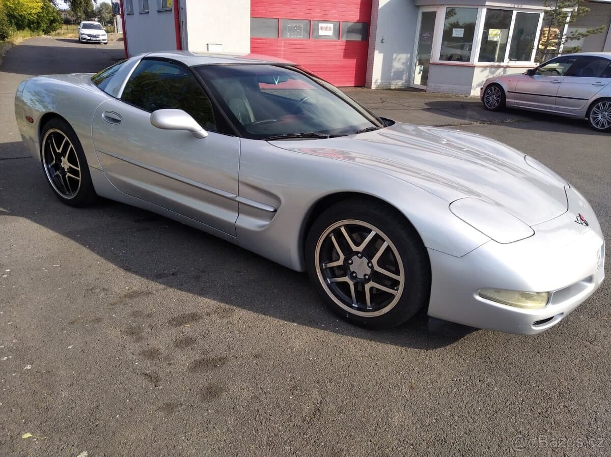 2001 Chevrolet CORVETTE - 6