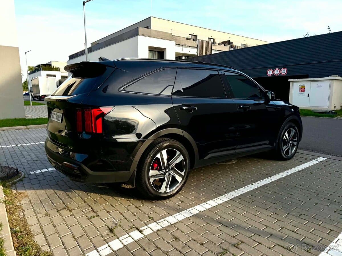 2023 Kia SORENTO - 6