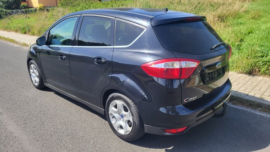 2011 Ford C-MAX - 6