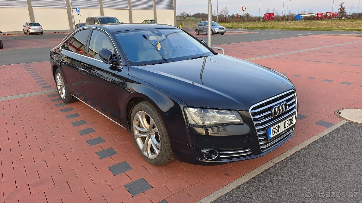 Audi A8 - 6