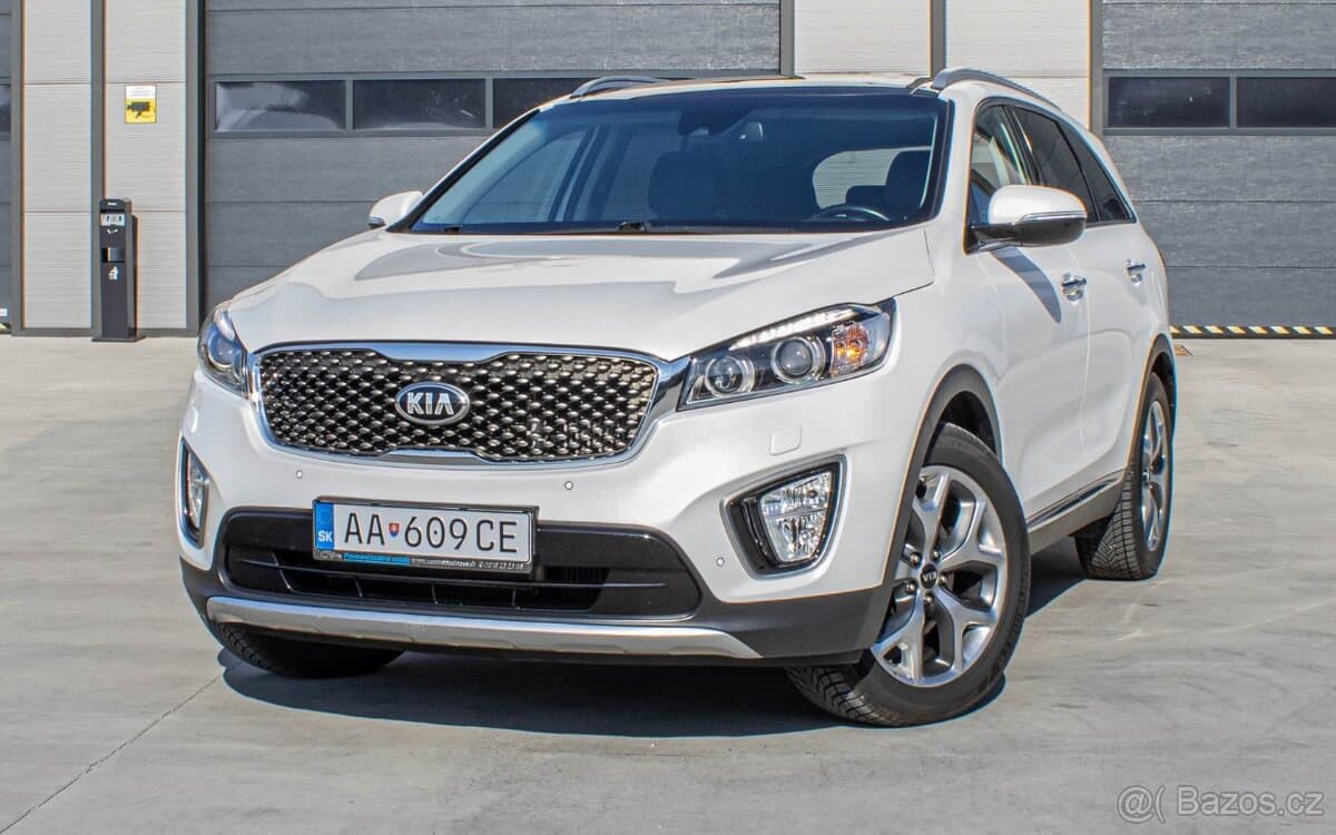 2017 Kia SORENTO - 6