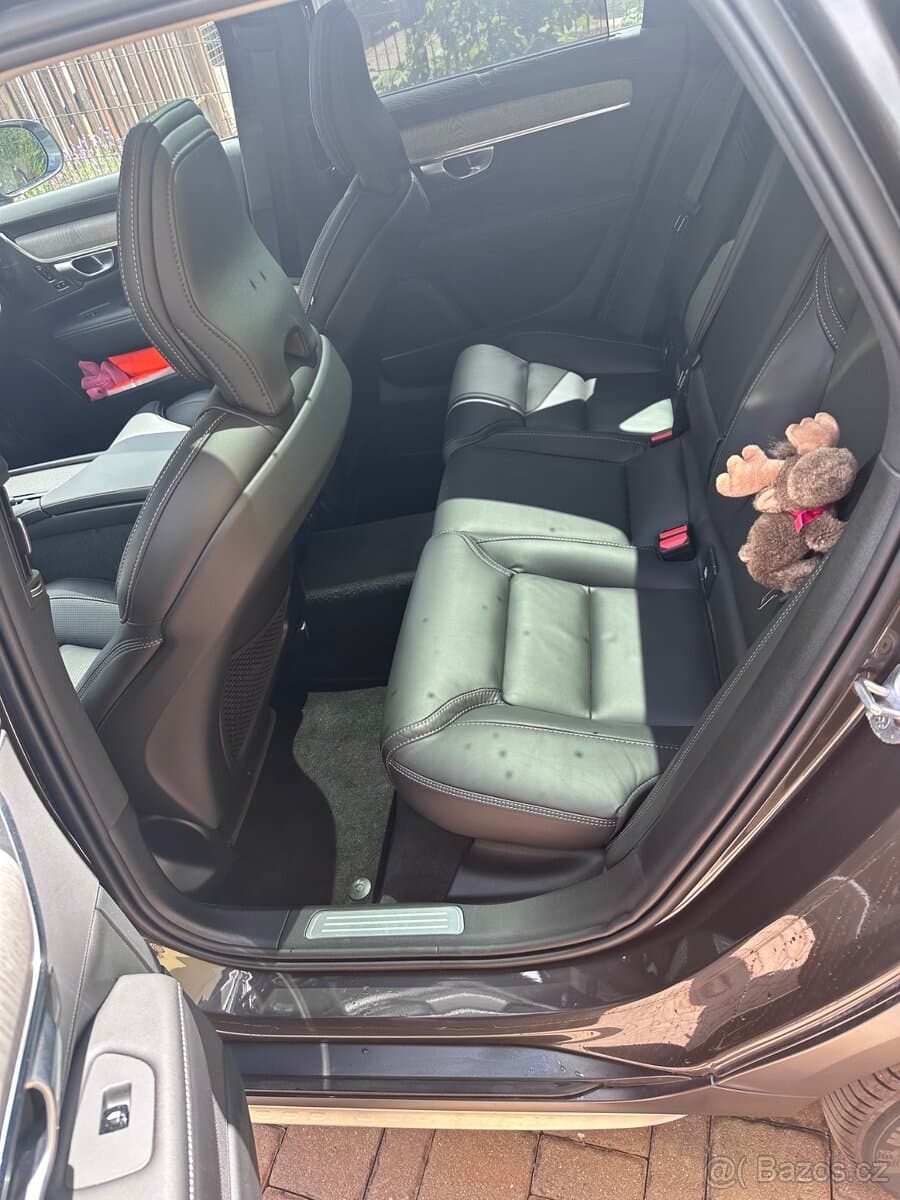 2023 Volvo V90 - 6