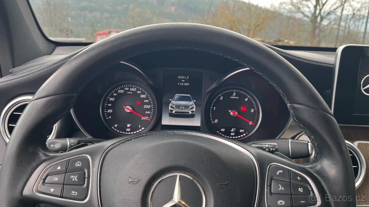 2017 Mercedes-Benz GLC - 6