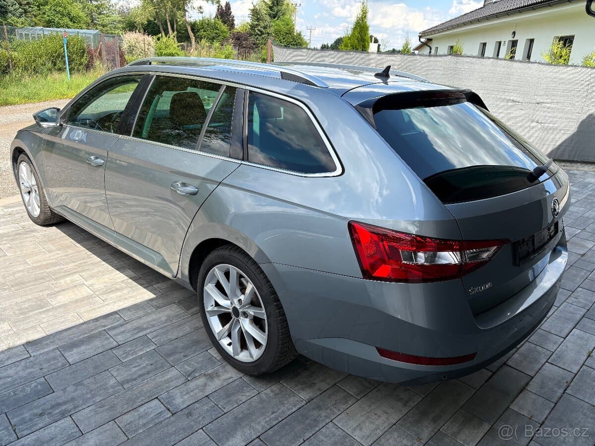 2018 Škoda SUPERB - 6