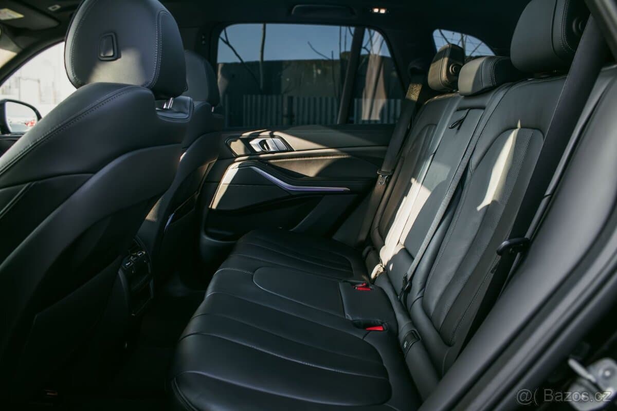 2021 BMW X5 - 6