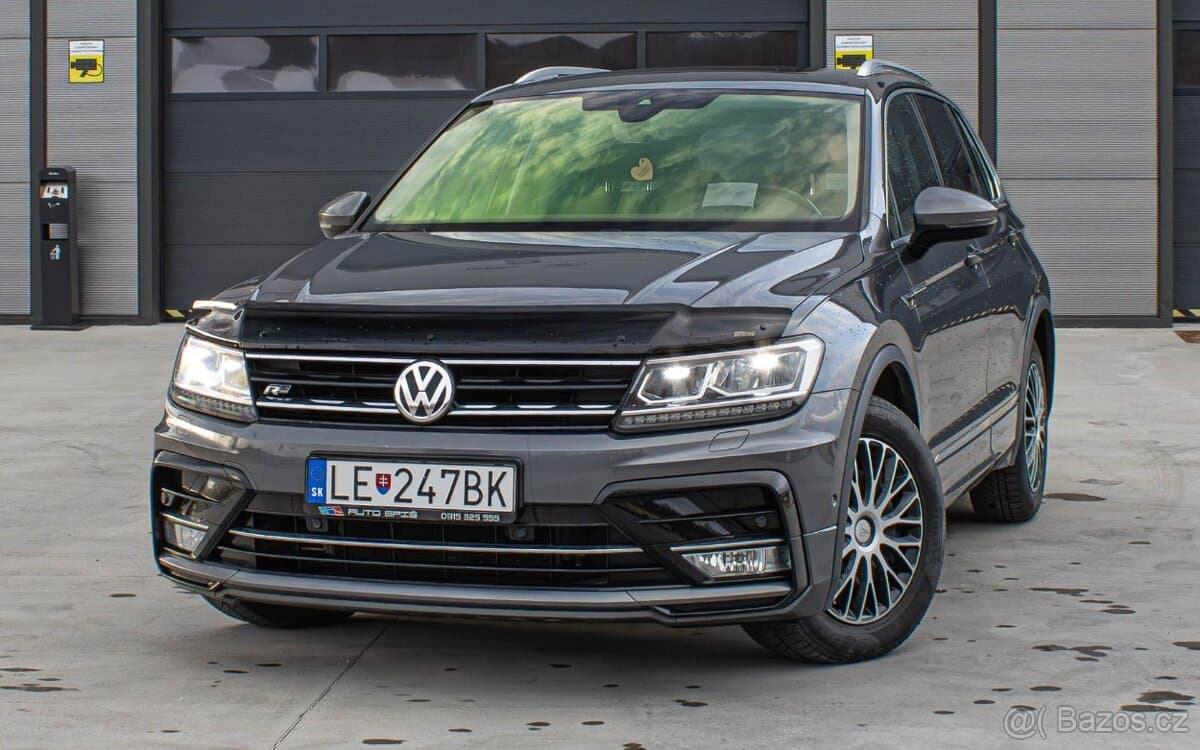 2017 Volkswagen TIGUAN - 6