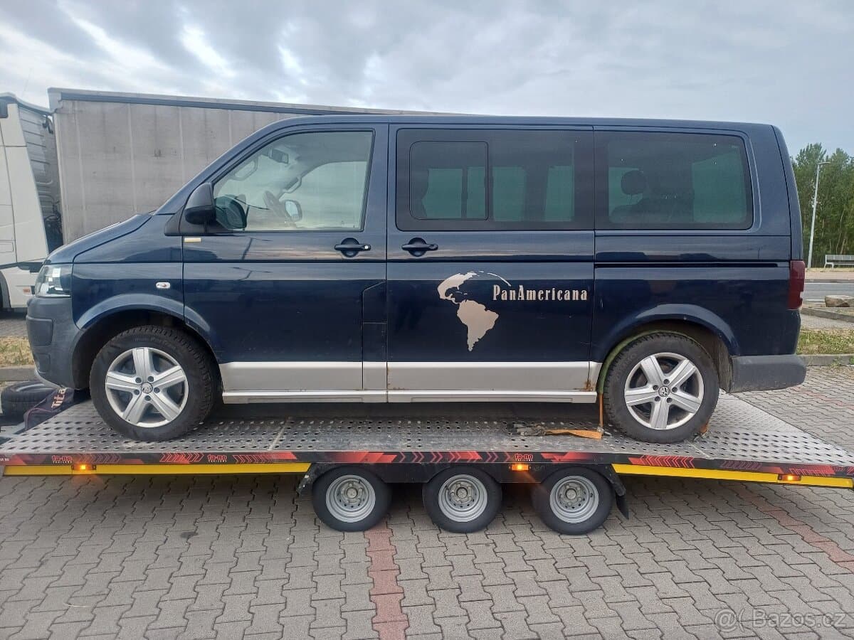 2010 Volkswagen MULTIVAN - 6