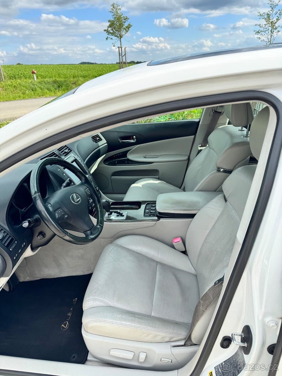 2008 Lexus - 6