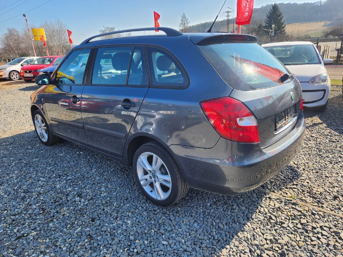 2011 Škoda FABIA - 6
