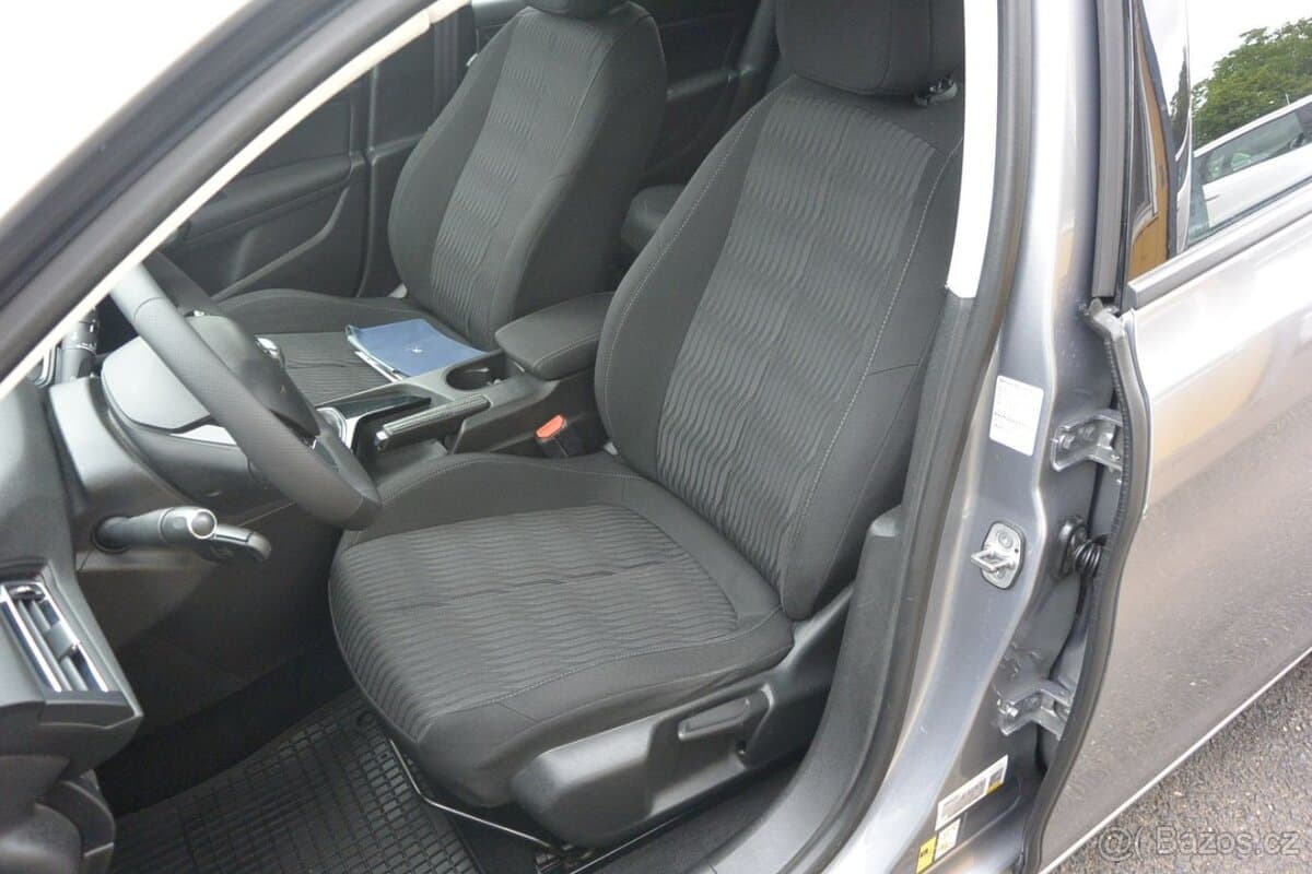 2016 Peugeot 308 - 6